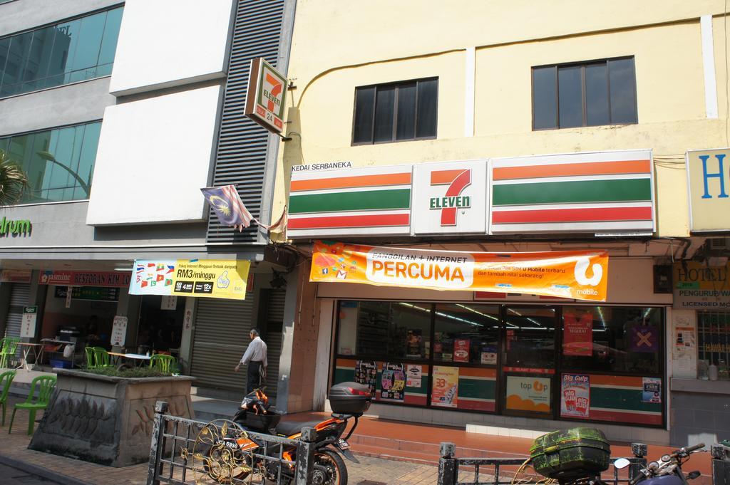 Meldrum Hotel Johor Bahru Ngoại thất bức ảnh