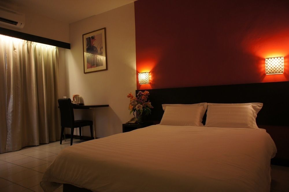 Meldrum Hotel Johor Bahru Ngoại thất bức ảnh